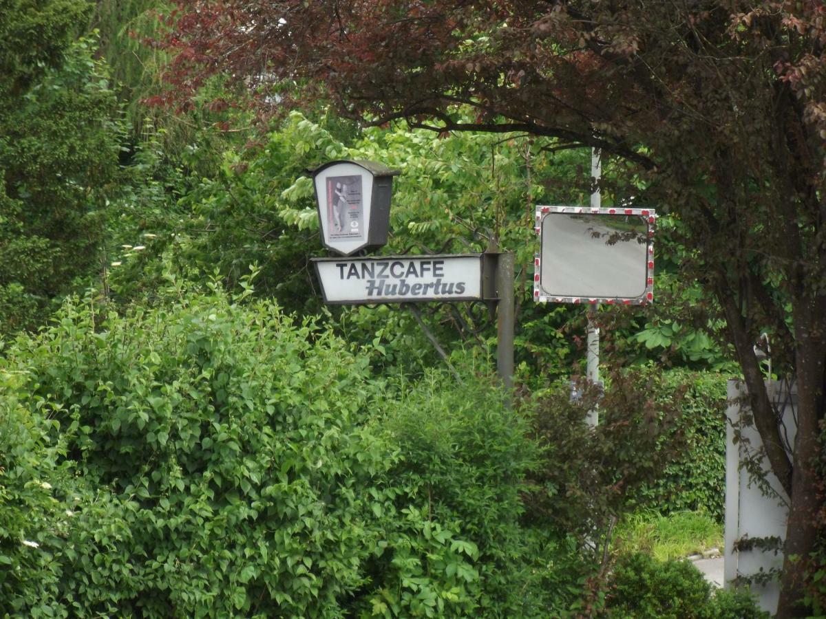 Gaestehaus Hubertus Bad Aibling Buitenkant foto